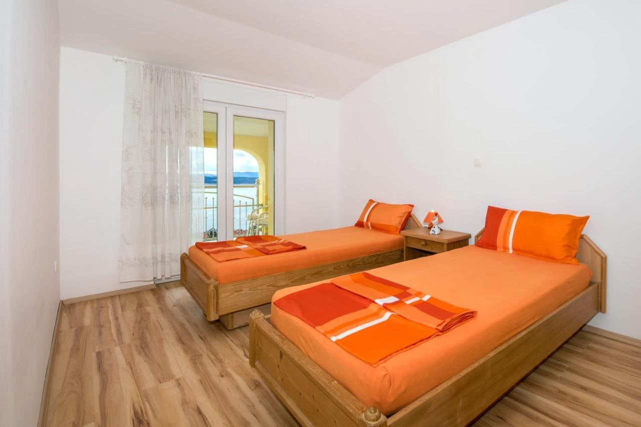 Apartments With A Parking Space Dramalj, Crikvenica - 5592 Eksteriør billede